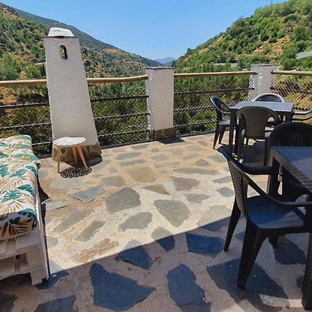 El Capricho De Trevelez Apartment Ngoại thất bức ảnh