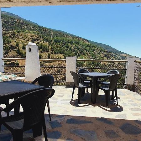 El Capricho De Trevelez Apartment Ngoại thất bức ảnh